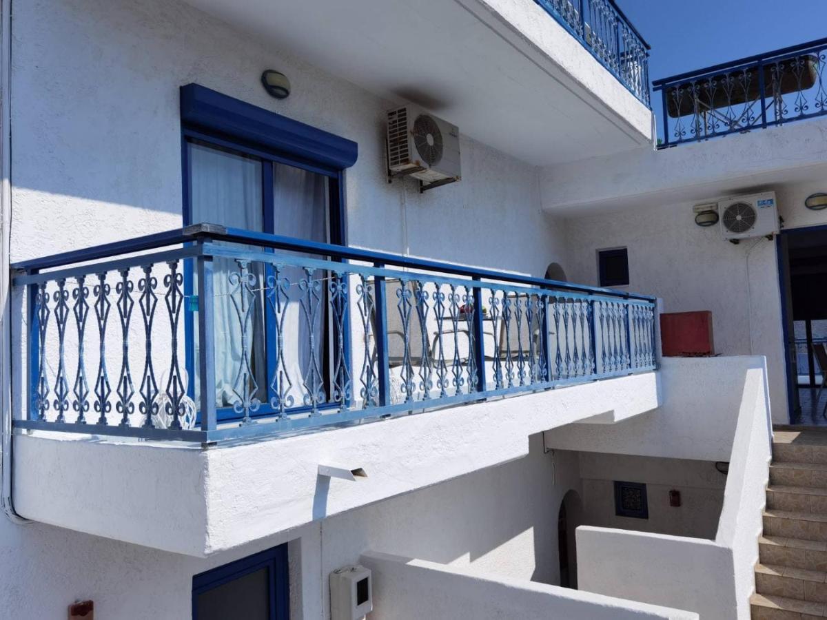 Marinas Studios Livadia  Ngoại thất bức ảnh