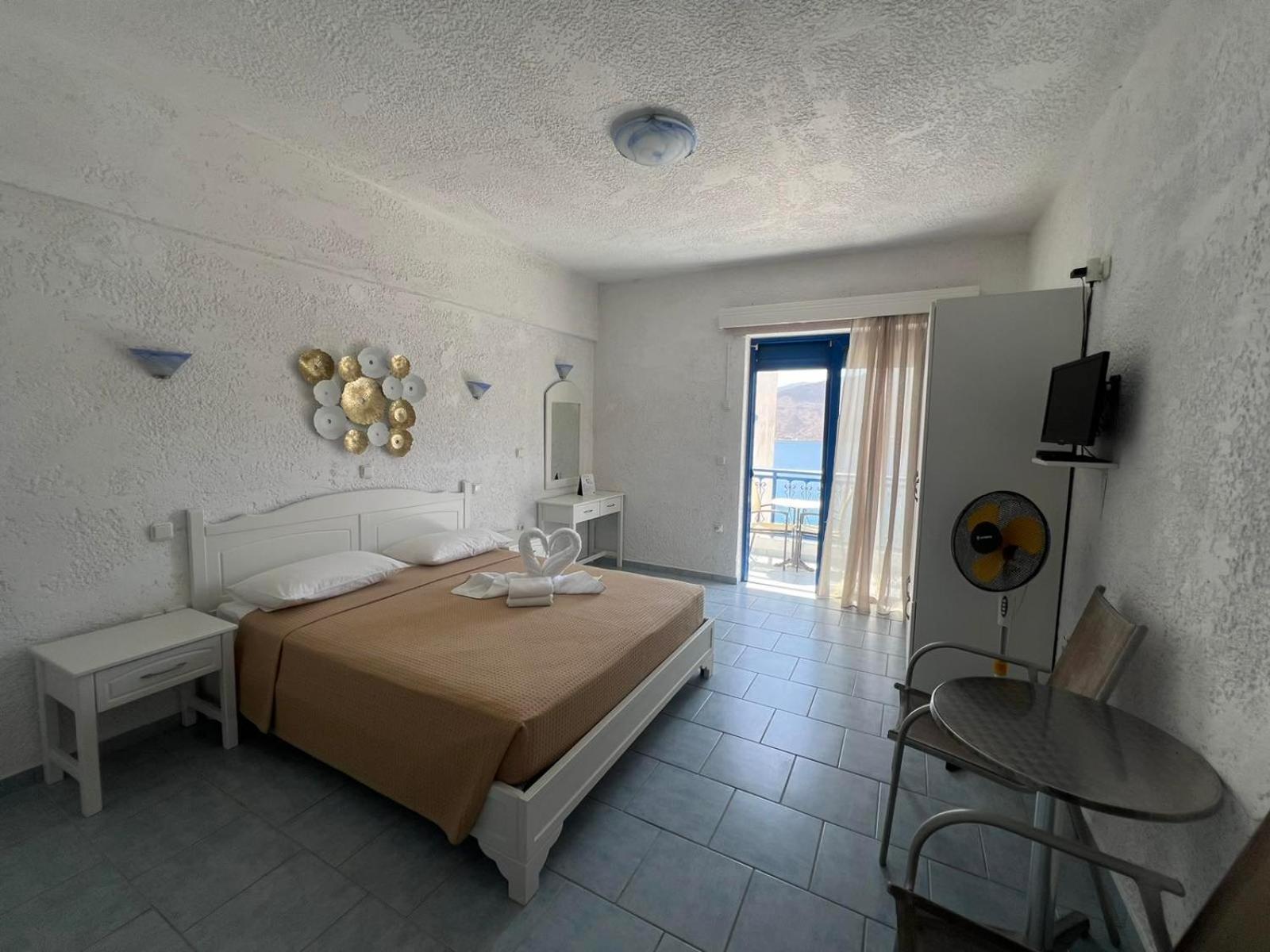 Marinas Studios Livadia  Ngoại thất bức ảnh